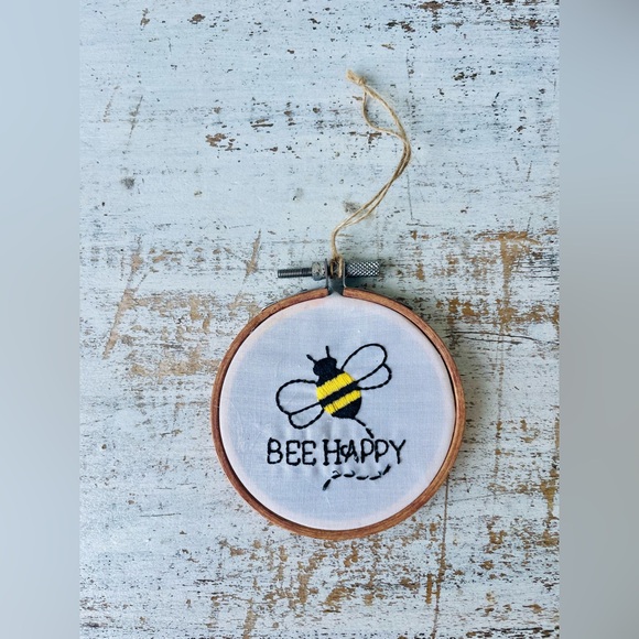 *Bee Sampler Ornament Bee Happy - Picture 8 of 11